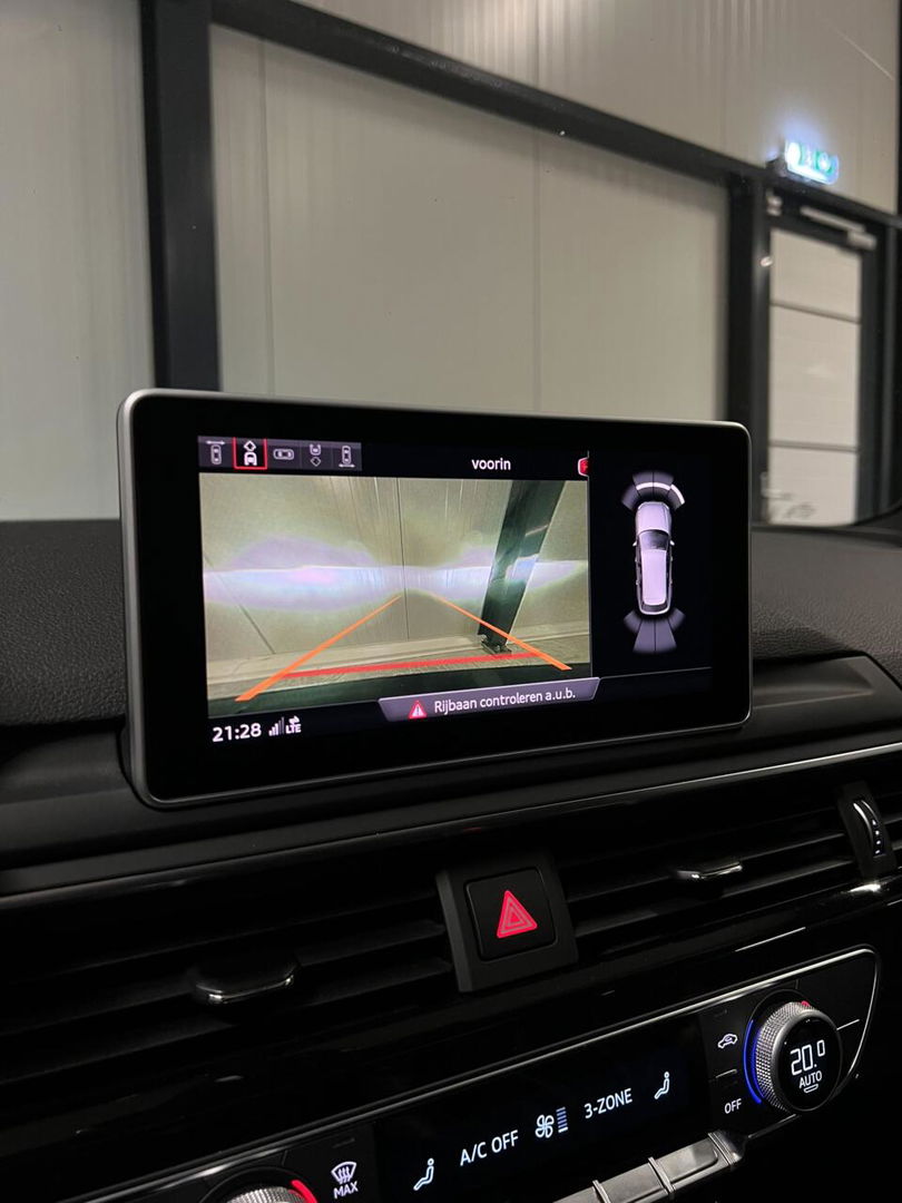 Audi A4 Avant 2.0 TFSI S-line Pano Virtual Black Edition VOL