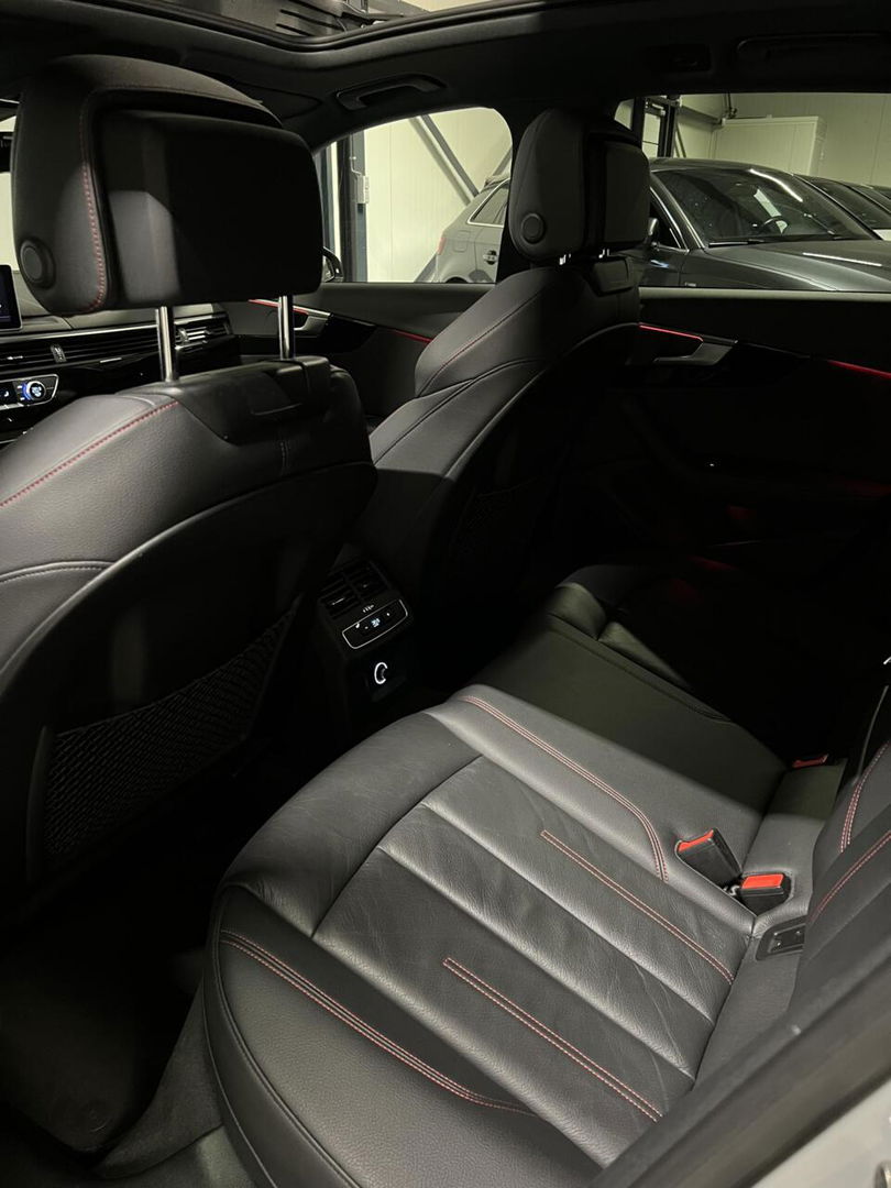 Audi A4 Avant 2.0 TFSI S-line Pano Virtual Black Edition VOL