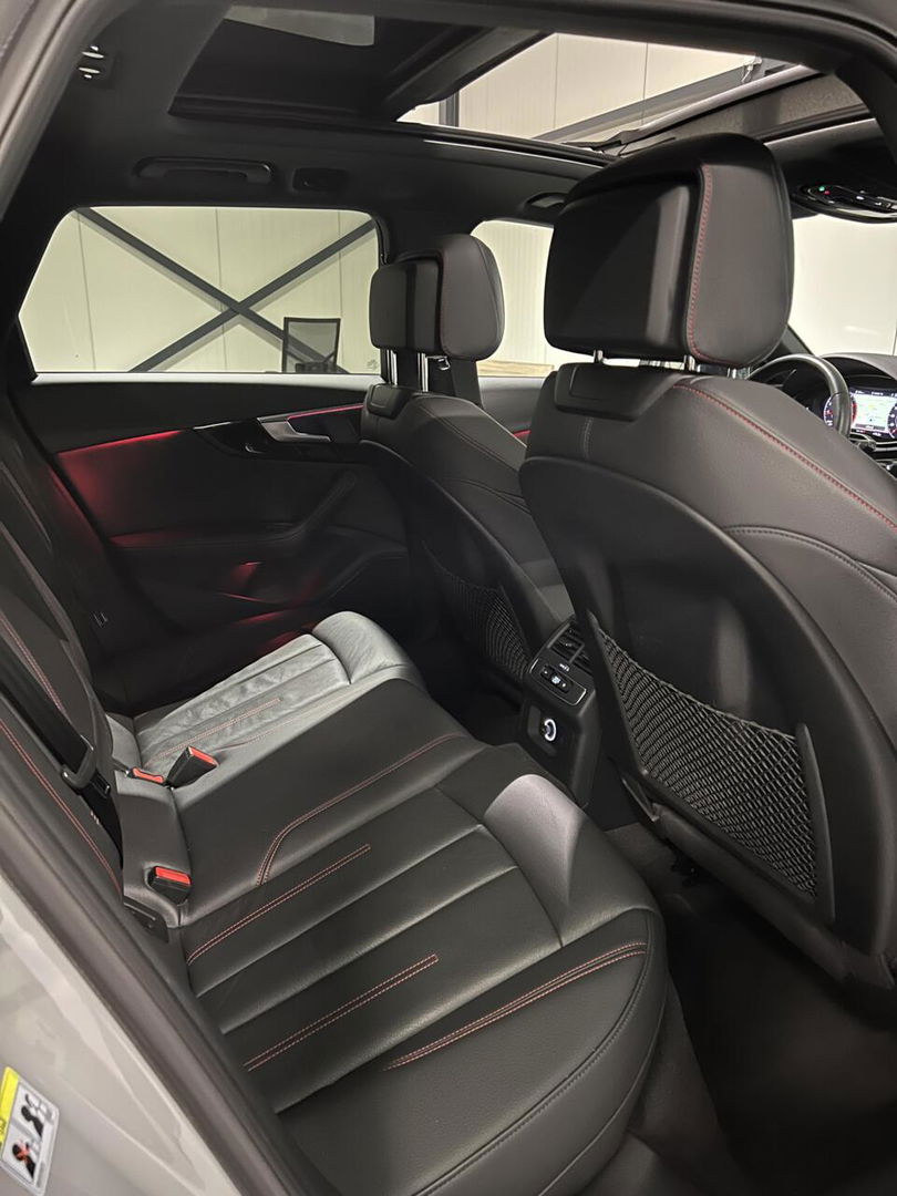 Audi A4 Avant 2.0 TFSI S-line Pano Virtual Black Edition VOL
