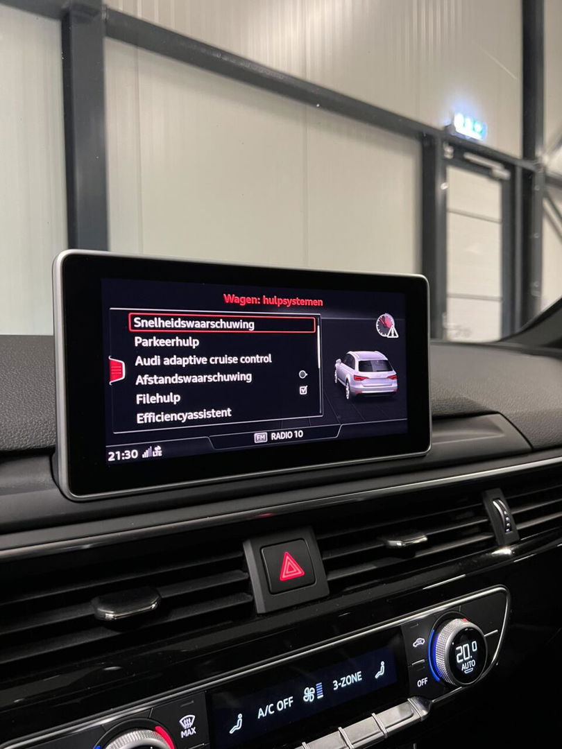 Audi A4 Avant 2.0 TFSI S-line Pano Virtual Black Edition VOL