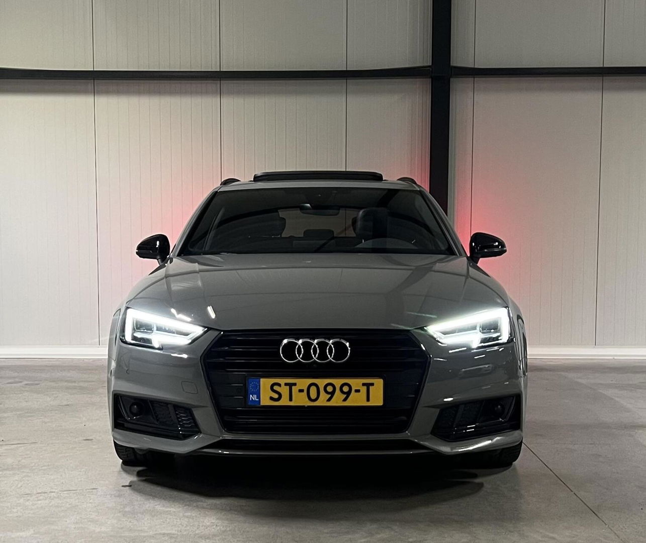 Audi A4 Avant 2.0 TFSI S-line Pano Virtual Black Edition VOL