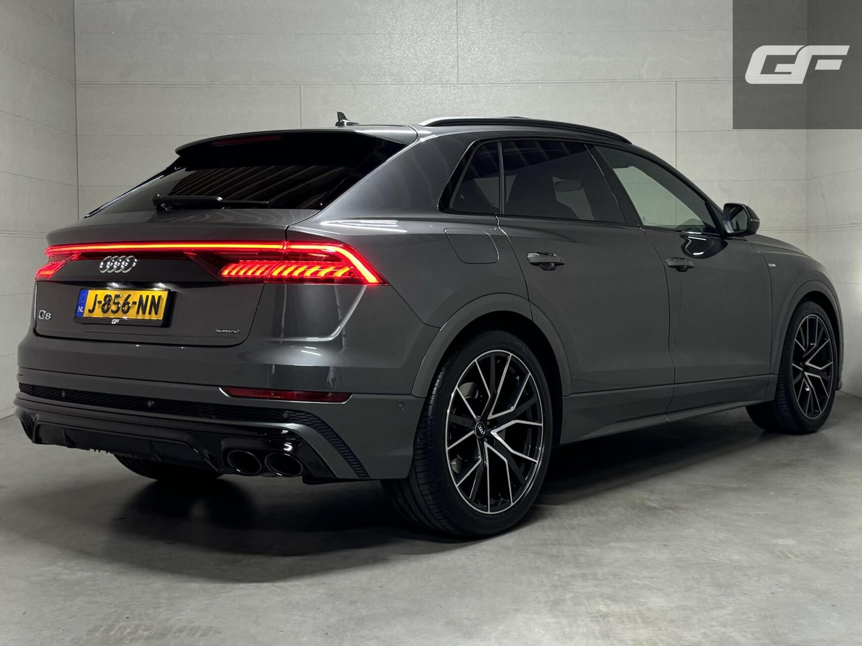 Audi Q8 55 TFSI Quattro S-Line Black Edition RS-Seats Pano