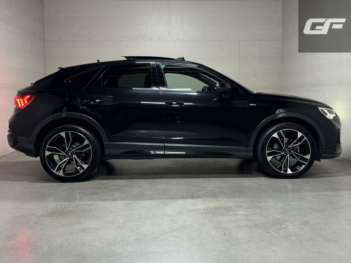 Audi Q3 Sportback 35 TFSI S-Line Black Edition Pano Virtual Carplay