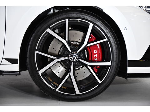 Volkswagen Golf 2.0 TSI GTI Clubsport, Panorama, HK Audio, Groot display