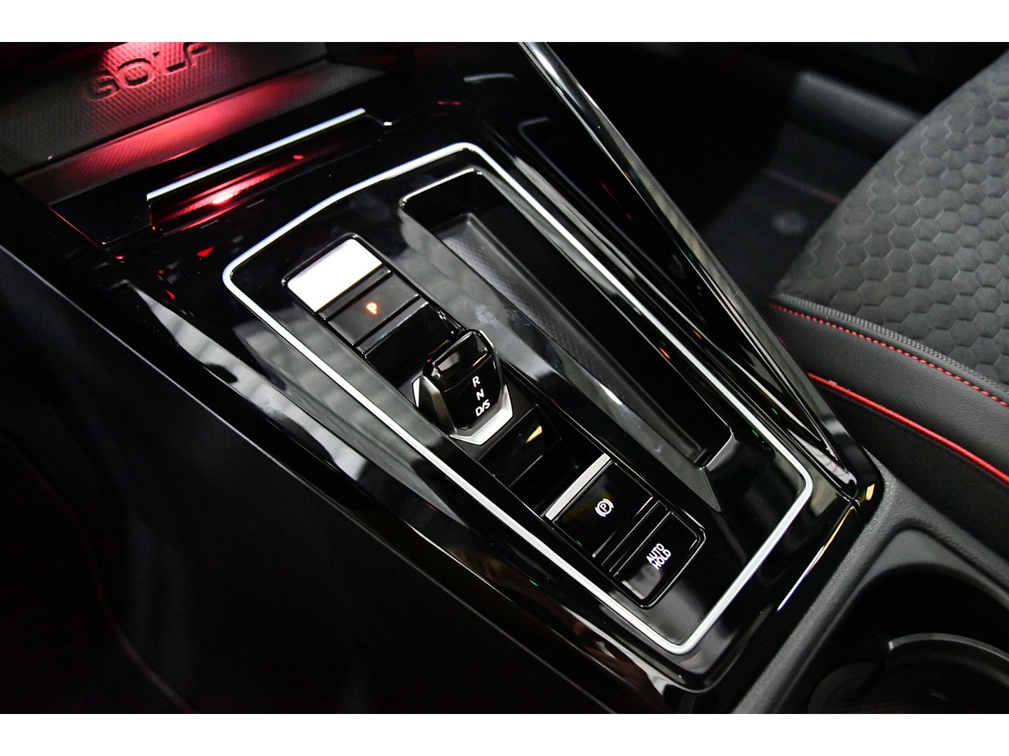 Volkswagen Golf 2.0 TSI GTI Clubsport, Panorama, HK Audio, Groot display