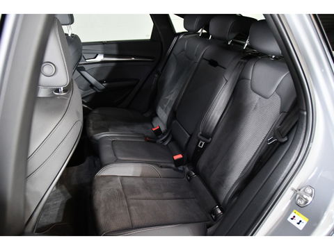 Audi Q5 Sportback 55 TFSI e S edition Competition Luchtvering