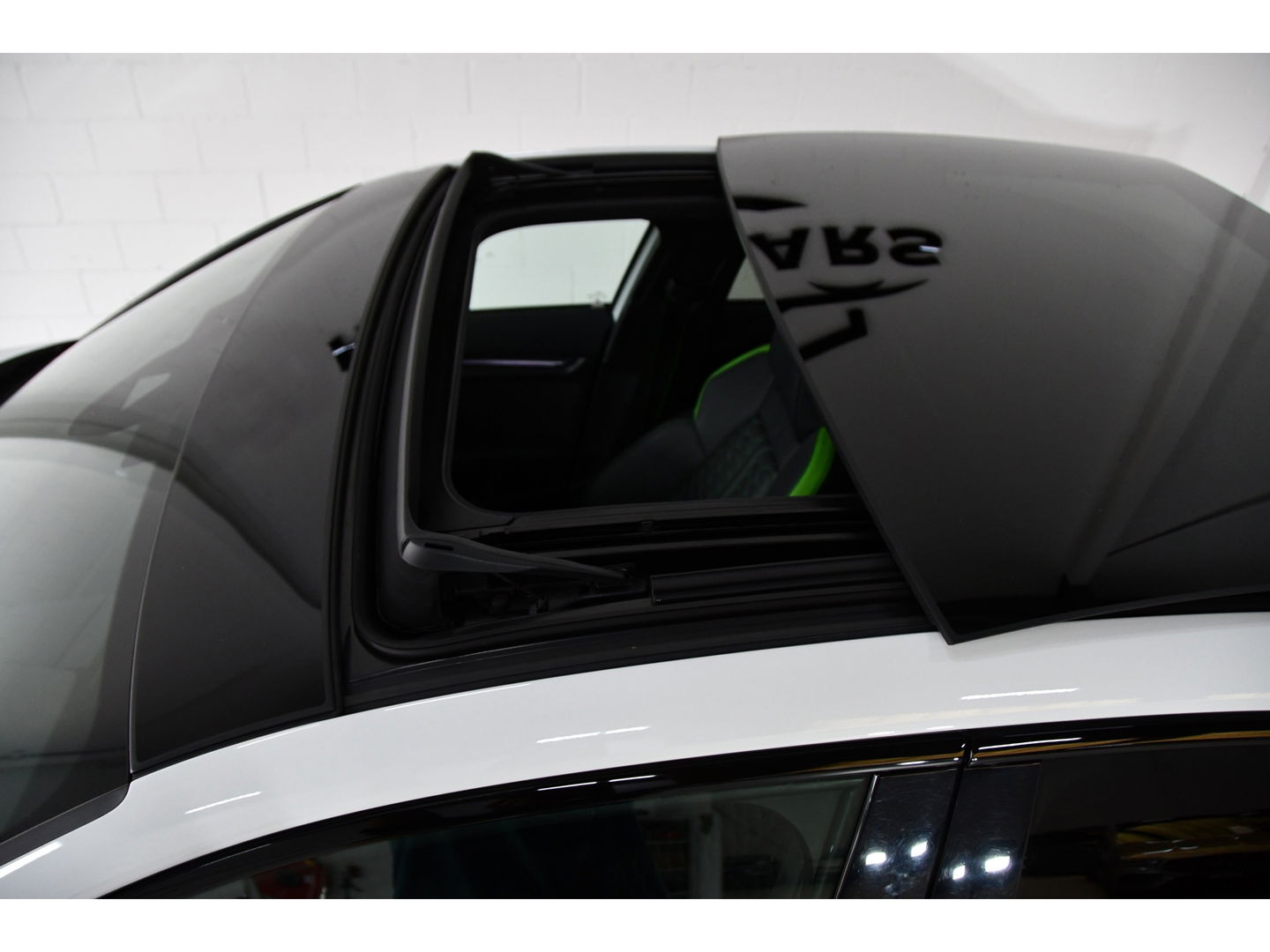 Audi RS3 Limousine 2.5 TFSI quattro, Hulk edition, Keramisch, Panoramadak