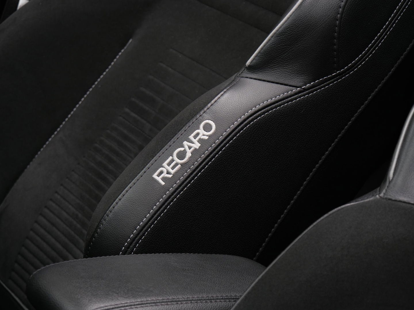 Ford Fiesta ST-3 200PK/ PANORAMADAK/ B&O AUDIO/ 18INCH