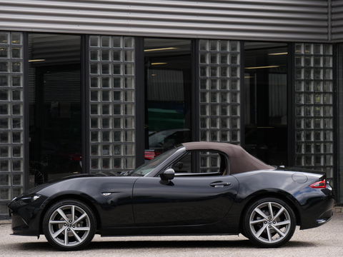 Mazda MX-5 1.5 CHAIRO/ LEER/ BOSE/ DAB/ *NL-AUTO MET UITSTRALING*