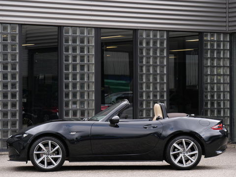 Mazda MX-5 1.5 CHAIRO/ LEER/ BOSE/ DAB/ *NL-AUTO MET UITSTRALING*