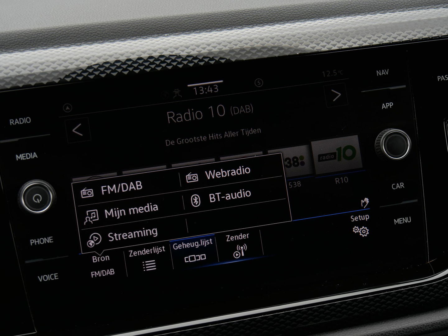 Volkswagen Taigo 1.0TSi LIFE/ CARPLAY/ IQ-LIGHT/ PDC V+A