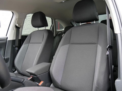 Volkswagen Taigo 1.0TSi LIFE/ CARPLAY/ IQ-LIGHT/ PDC V+A
