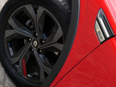Renault Arkana 1.6 HYBRID R.S. LINE/ LEER/ BOSE/ PACK LOOK/ TREKHAAK