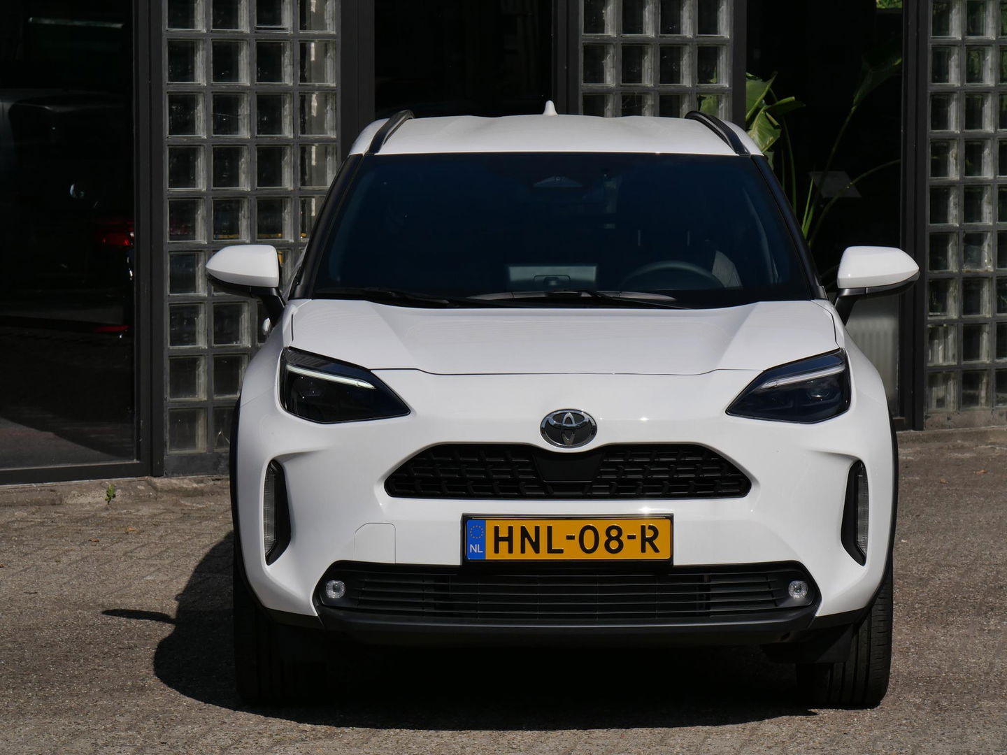 Toyota Yaris Cross HYBRID 130PK BUSINESS PLUS/ CARPLAY/ WINTER PAKKET/ LED-PAKKET
