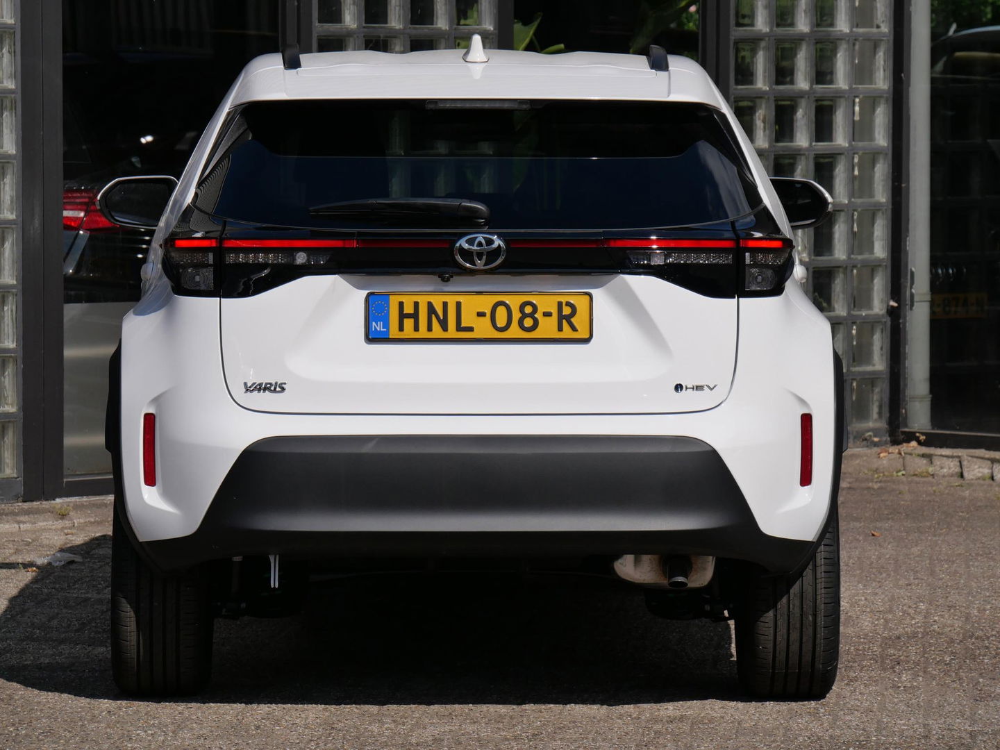 Toyota Yaris Cross HYBRID 130PK BUSINESS PLUS/ CARPLAY/ WINTER PAKKET/ LED-PAKKET