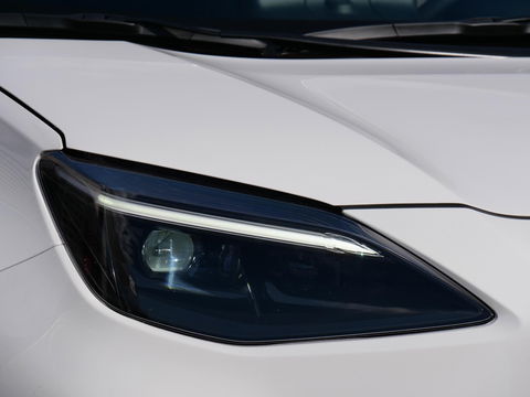 Toyota Yaris Cross HYBRID 130PK BUSINESS PLUS/ CARPLAY/ WINTER PAKKET/ LED-PAKKET
