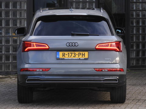 Audi Q5 2.0TFSI/ PANORAMADAK/ HEAD-UP/ RS-STOELEN/ CAMERA