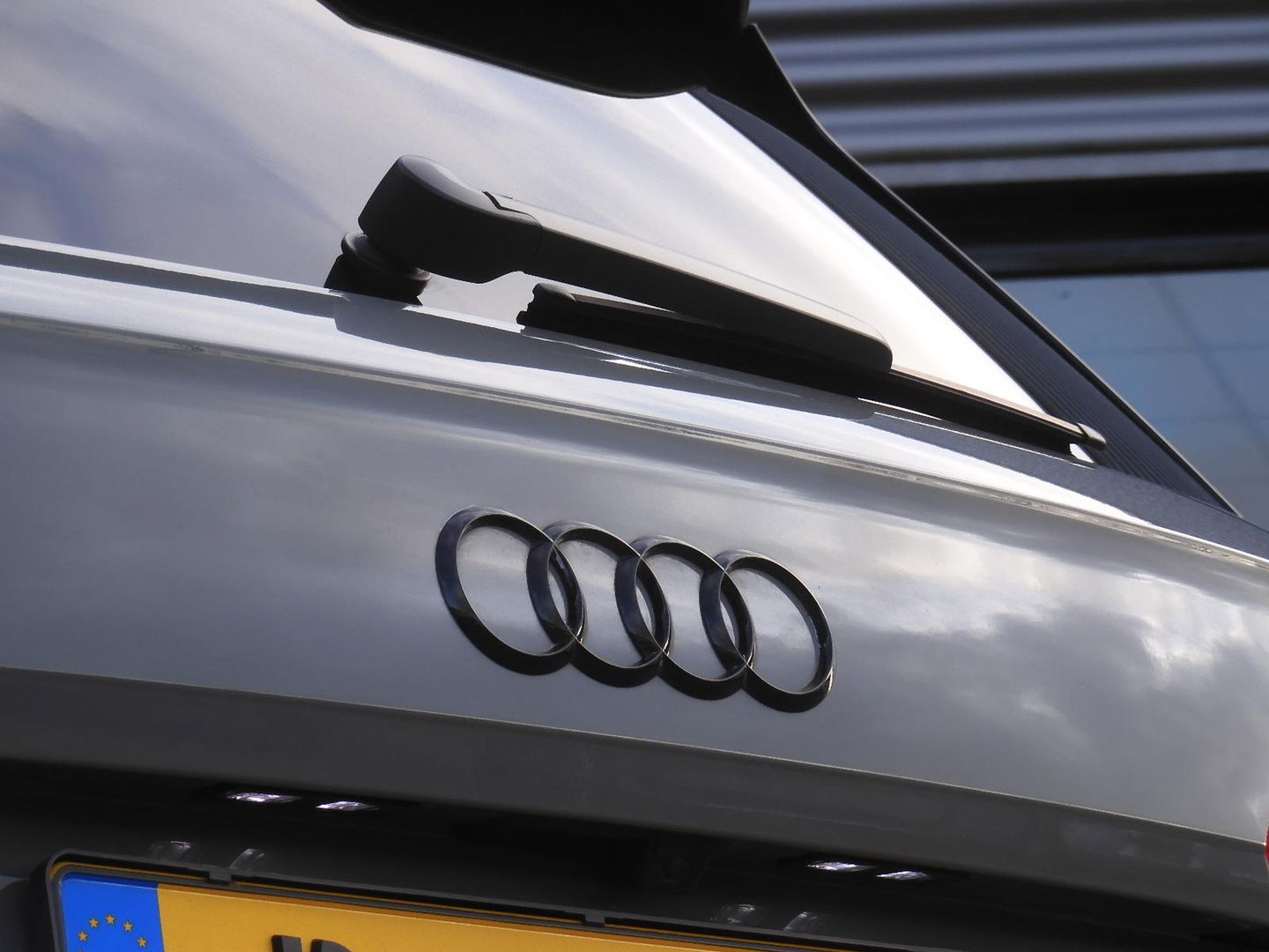 Audi Q5 2.0TFSI/ PANORAMADAK/ HEAD-UP/ RS-STOELEN/ CAMERA