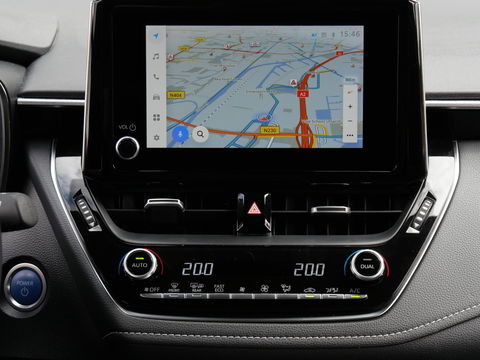 Toyota Corolla Touring Sports 2.0 HYBRID BUSINESS PLUS/ PDC V+A/ KEYLESS/ CARPLAY