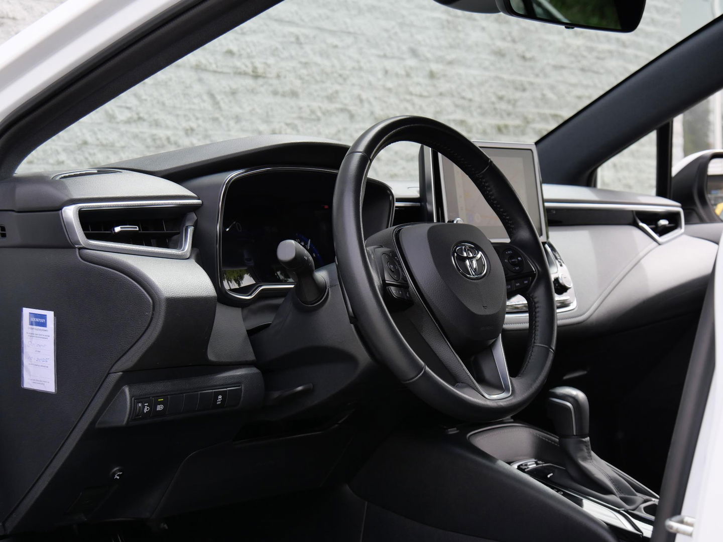 Toyota Corolla Touring Sports 2.0 HYBRID BUSINESS PLUS/ PDC V+A/ KEYLESS/ CARPLAY