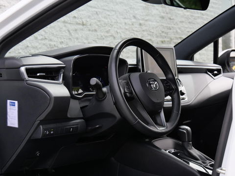 Toyota Corolla Touring Sports 2.0 HYBRID BUSINESS PLUS/ PDC V+A/ KEYLESS/ CARPLAY