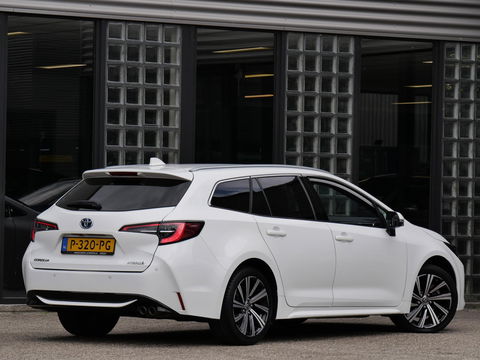 Toyota Corolla Touring Sports 2.0 HYBRID BUSINESS PLUS/ PDC V+A/ KEYLESS/ CARPLAY