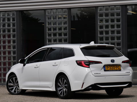 Toyota Corolla Touring Sports 2.0 HYBRID BUSINESS PLUS/ PDC V+A/ KEYLESS/ CARPLAY