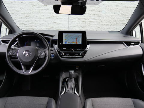 Toyota Corolla Touring Sports 2.0 HYBRID BUSINESS PLUS/ PDC V+A/ KEYLESS/ CARPLAY