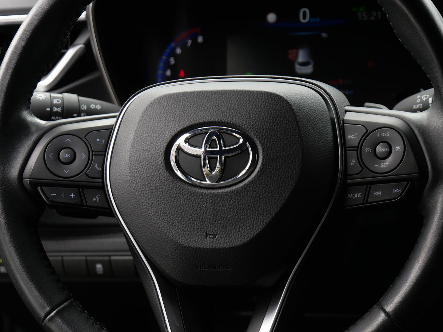 Toyota Corolla Touring Sports 2.0 HYBRID BUSINESS PLUS/ PDC V+A/ KEYLESS/ CARPLAY