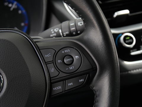 Toyota Corolla Touring Sports 2.0 HYBRID BUSINESS PLUS/ PDC V+A/ KEYLESS/ CARPLAY
