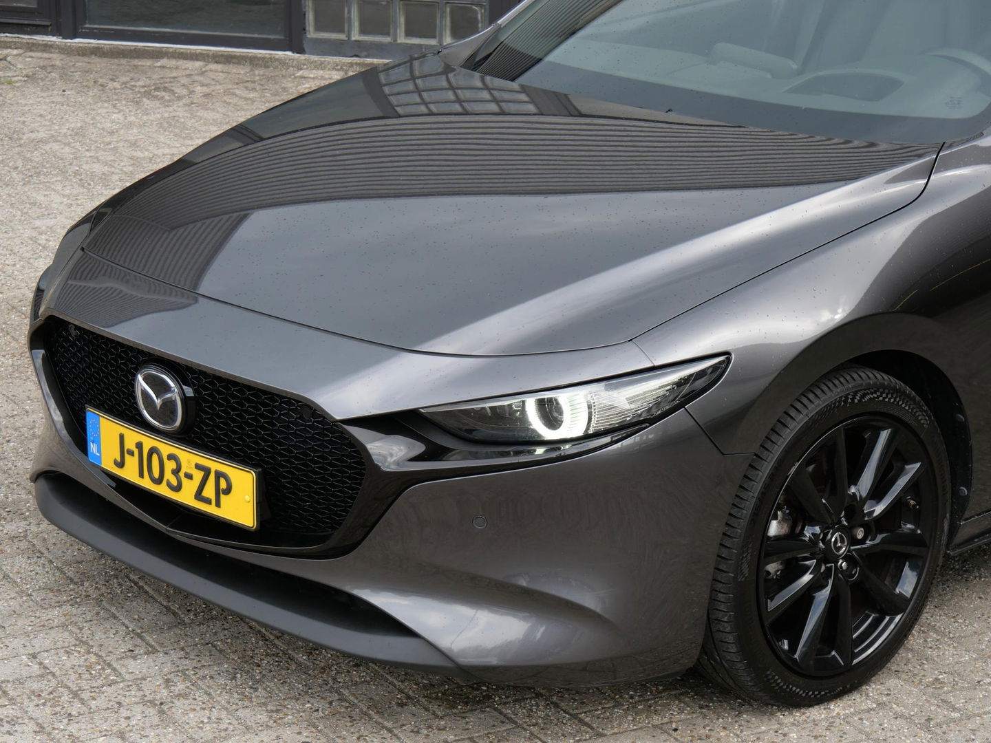 Mazda 3 2.0 180PK LUXURY/ BOSE/ LEER/ HEAD-UP/ KEYLESS