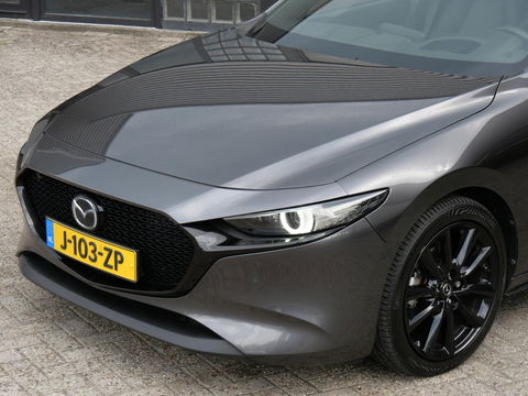 Mazda 3 2.0 180PK LUXURY/ BOSE/ LEER/ HEAD-UP/ KEYLESS