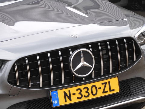 Mercedes-Benz CLA-Klasse 180/ PANAMERICANA GRILLE/ 18INCH VELGEN
