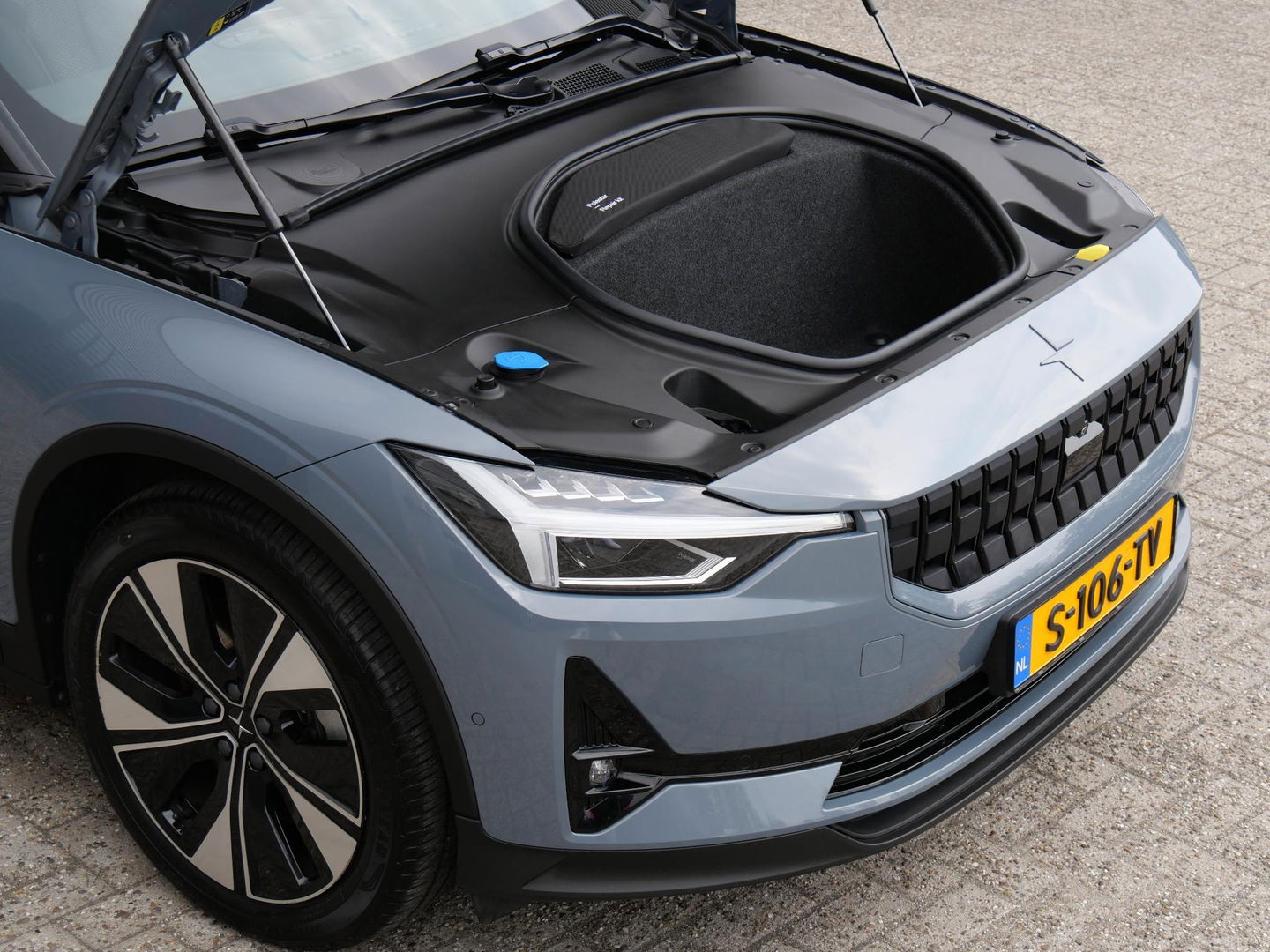 Polestar 2 78 kWh LONG RANGE/ ADAPT. CRUISE/ 360°CAMERA