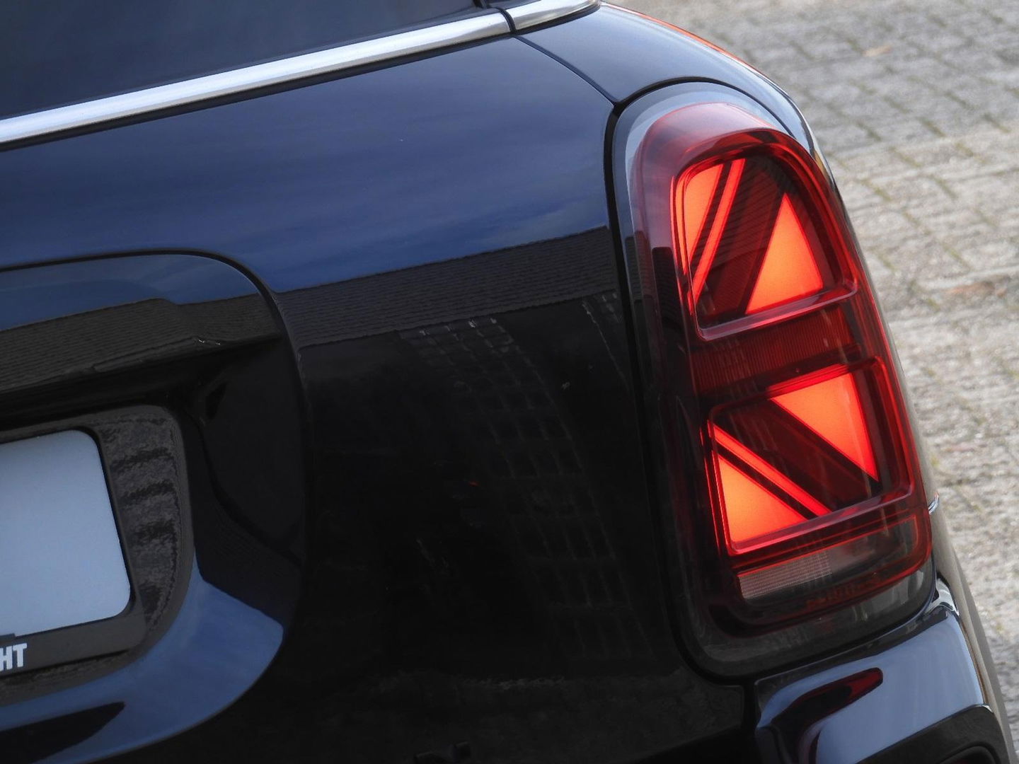 MINI Countryman COOPER S E ALL4/ PANORAMADAK/ LEER/ CAMERA/ ELEKT. KLEP/ SFEERVERLICHTING