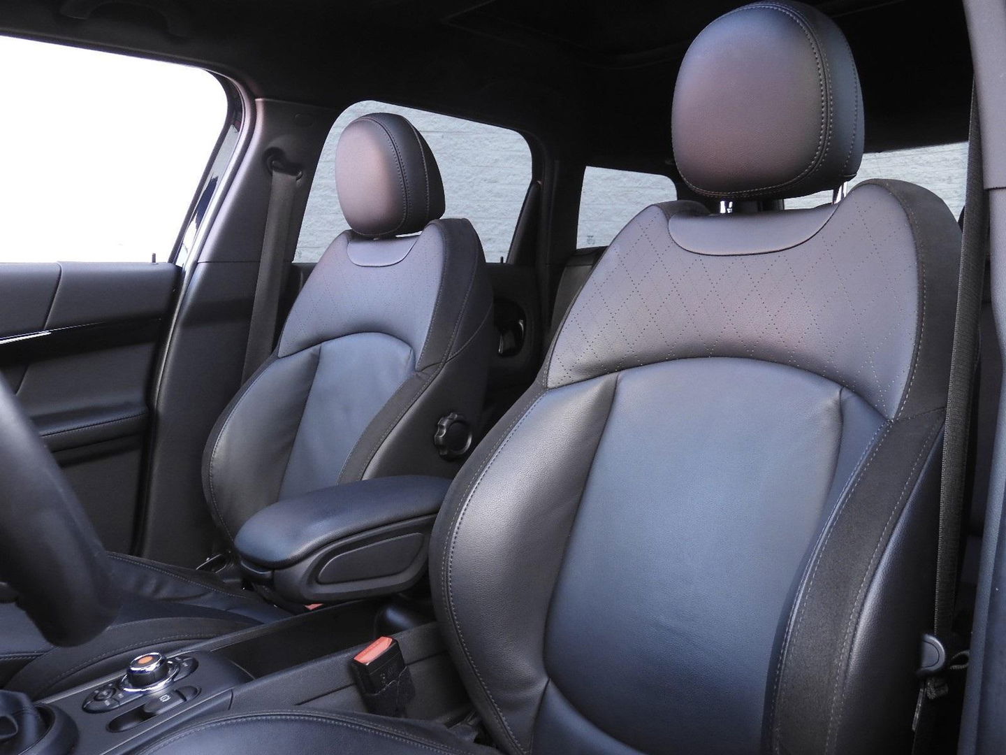 MINI Countryman COOPER S E ALL4/ PANORAMADAK/ LEER/ CAMERA/ ELEKT. KLEP/ SFEERVERLICHTING