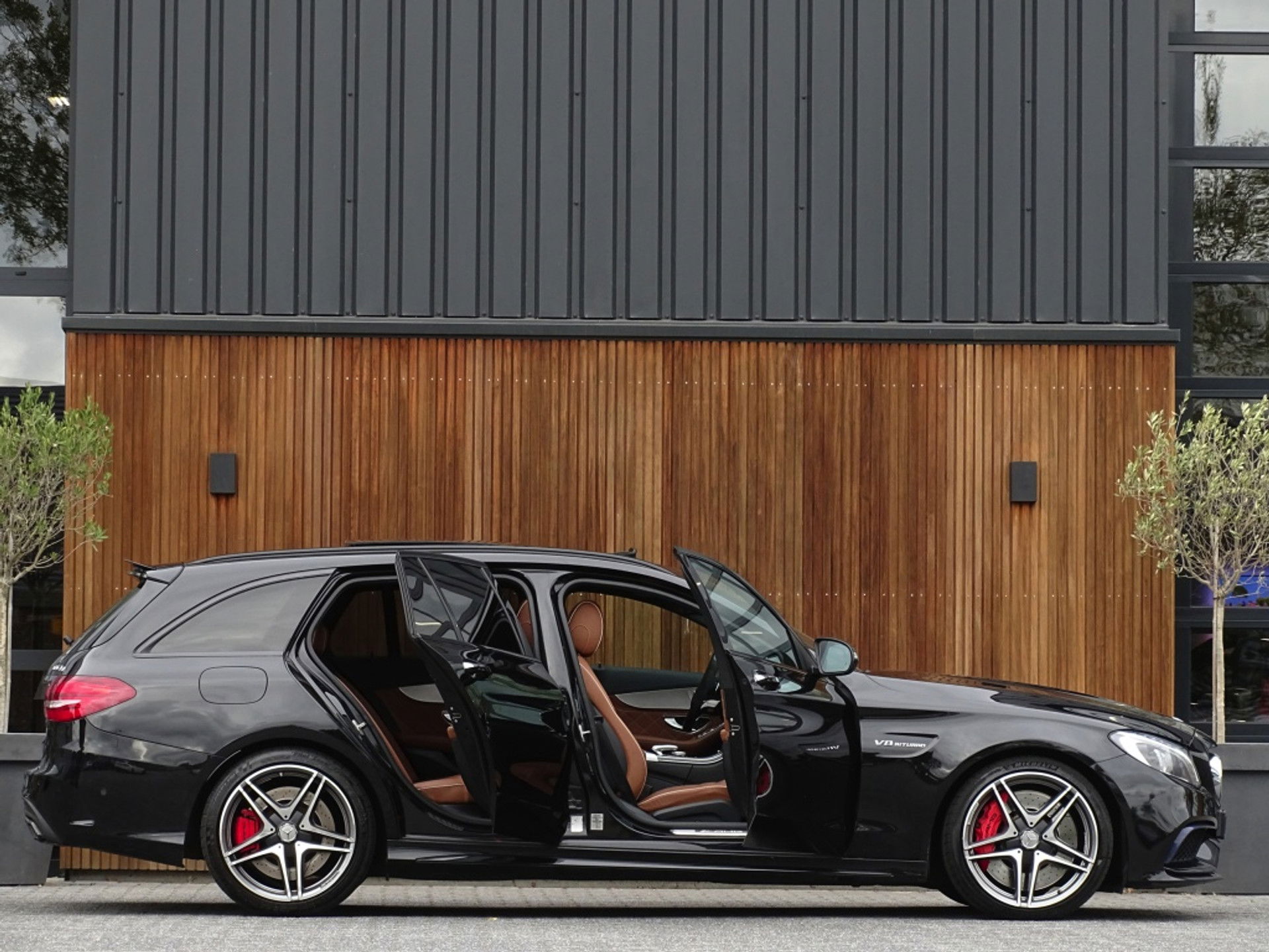 Mercedes-Benz C-Klasse Estate AMG 63 S V8 BI-Turbo 511PK Designo / Burmester / LED
