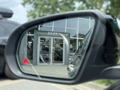 Mercedes-Benz C-Klasse 300 e Bus. Sol. AMG Limited SOH95%|Pano|360CAM|Sfeer|Multibeam Led|Sound system