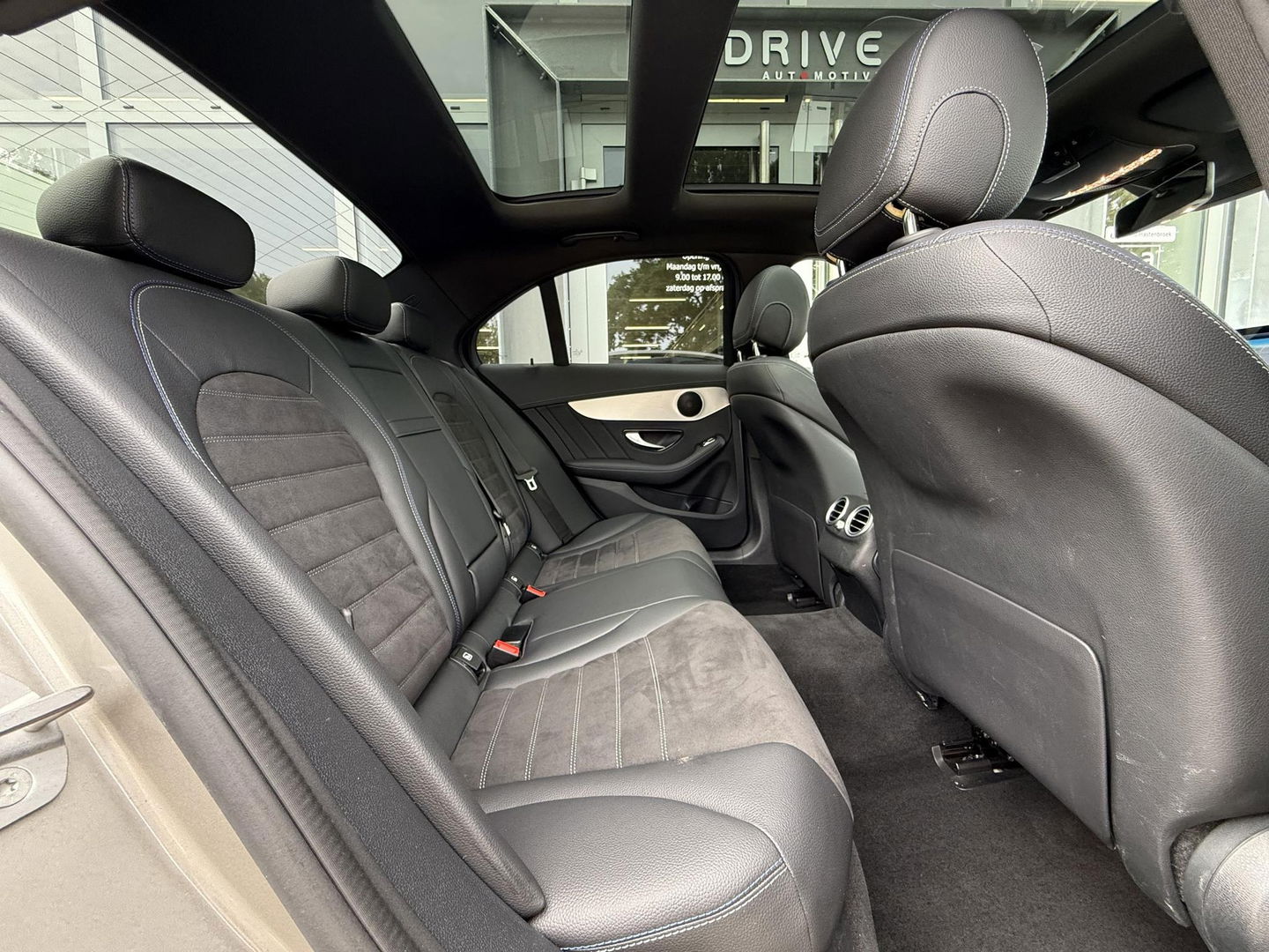 Mercedes-Benz C-Klasse 300 e Bus. Sol. AMG Limited SOH95%|Pano|360CAM|Sfeer|Multibeam Led|Sound system