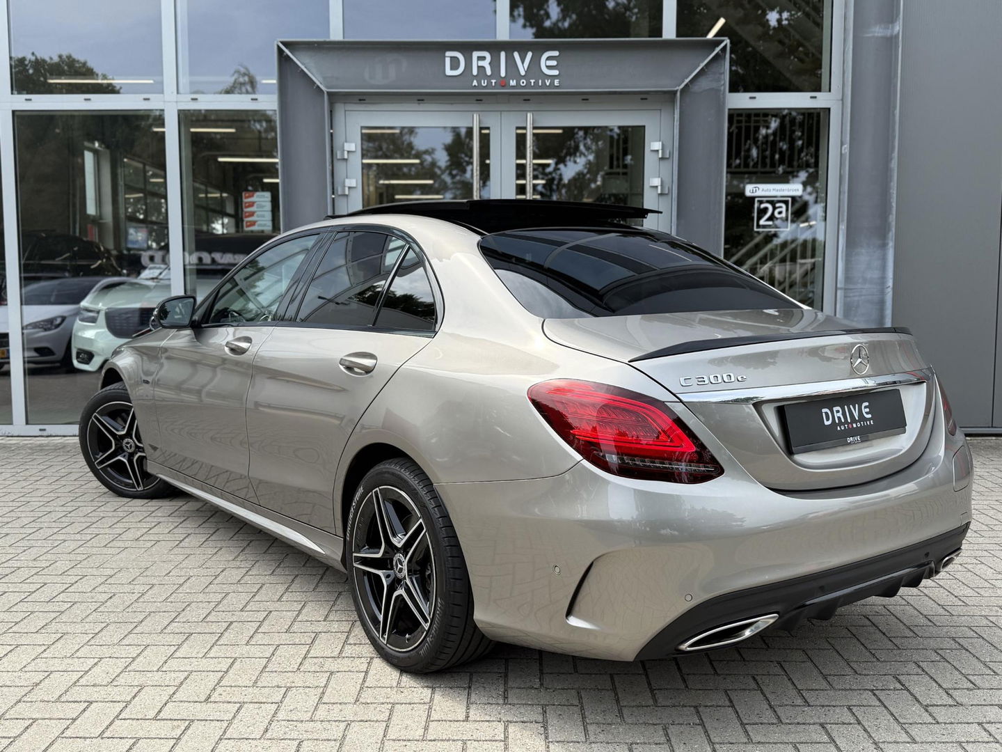 Mercedes-Benz C-Klasse 300 e Bus. Sol. AMG Limited SOH95%|Pano|360CAM|Sfeer|Multibeam Led|Sound system