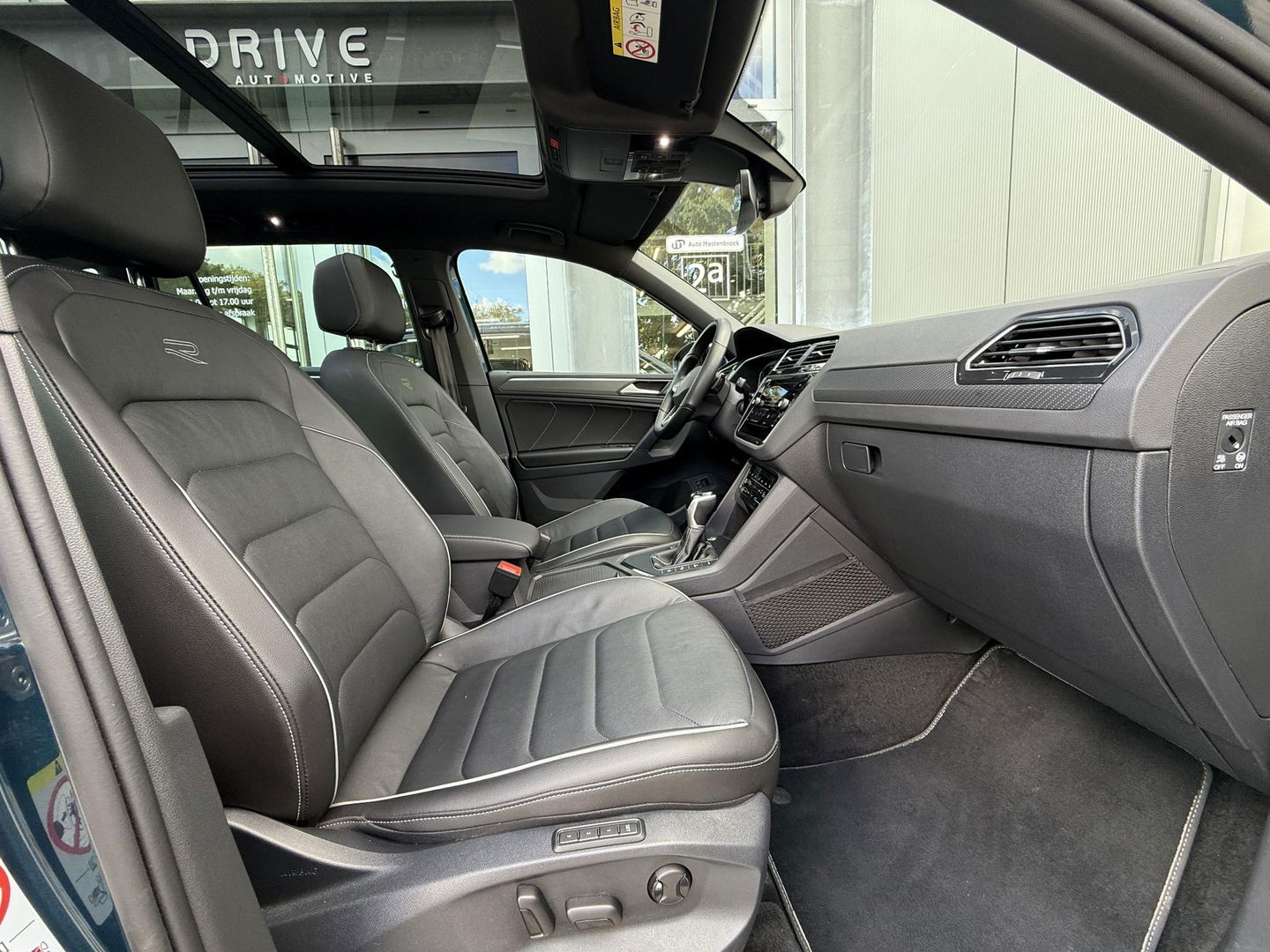 Volkswagen Tiguan 1.4 TSI eHybrid R-Line Business+ SOH94%|Pano|Leder|Memory|360Cam|Trekhaak