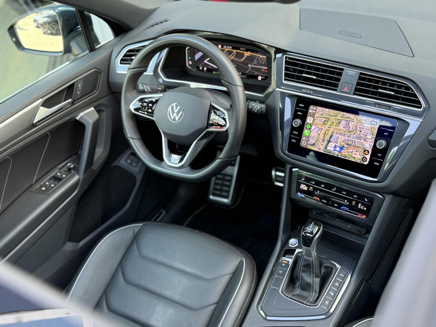 Volkswagen Tiguan 1.4 TSI eHybrid R-Line Business+ SOH94%|Pano|Leder|Memory|360Cam|Trekhaak