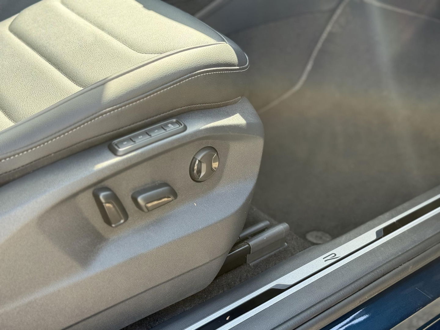 Volkswagen Tiguan 1.4 TSI eHybrid R-Line Business+ SOH94%|Pano|Leder|Memory|360Cam|Trekhaak