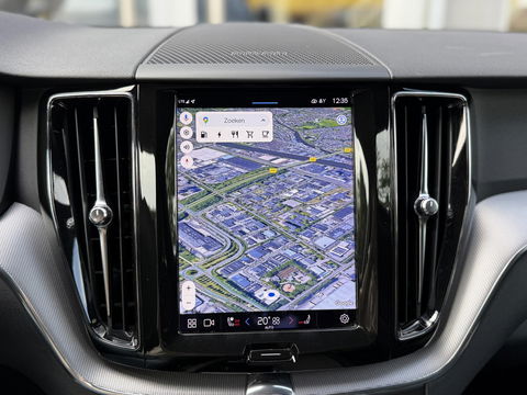 Volvo XC60 2.0 T6 340PK Plug-in hybrid AWD R-Design Facelift|Pano|H&K|Trekhaak|AutoPilot|20"