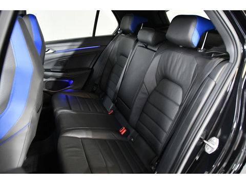 Volkswagen Golf 2.0 TSI R 4Motion, Panoramadak, Headup, Sfeerverlichting