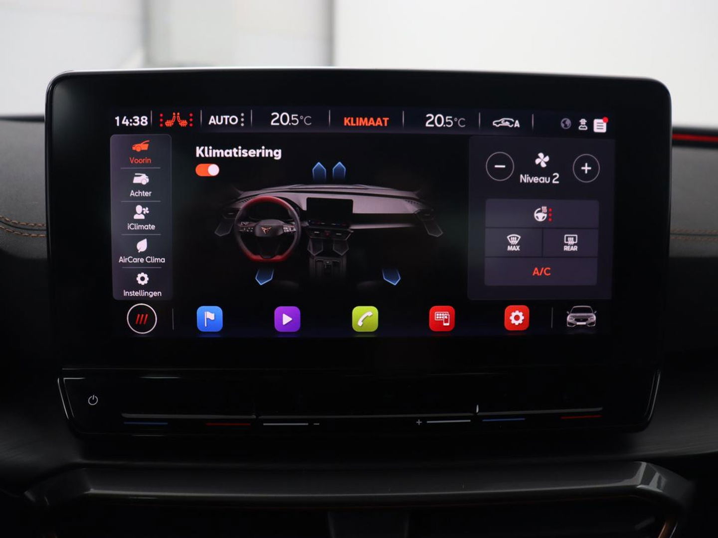 CUPRA Leon 1.4 eHybrid | 245pk | Stoel & stuurverwarming | Carplay | Memory | Sfeerverlichting | Parkeerhulp | Navigatie | Keyless | Full LED | Sportstoelen | Magnetic Tech Matt | PHEV | Plug In