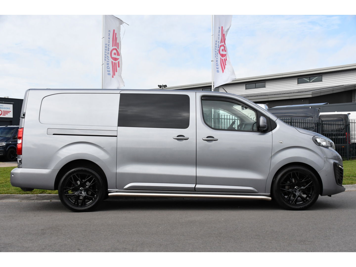 Peugeot Expert 2.0 BlueHDI 120 L3 PB Edition MARGE! Camera, Cruise, Carplay, Automaat, Multimedia, Sensoren, 2 x Schuifdeur, Uniek!