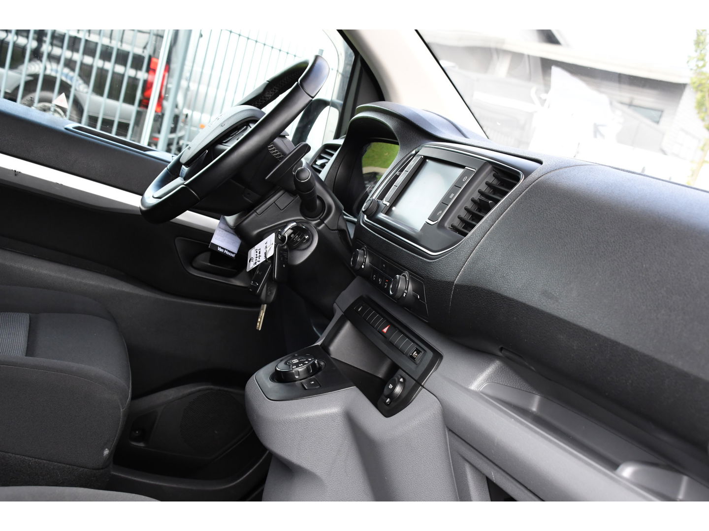 Peugeot Expert 2.0 BlueHDI 120 L3 PB Edition MARGE! Camera, Cruise, Carplay, Automaat, Multimedia, Sensoren, 2 x Schuifdeur, Uniek!