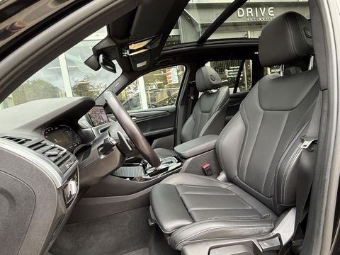 BMW X3 xDrive30e High Executive M-Sport Plus|SOH98%|Pano|Laser|21"|HUD|Trekhaak
