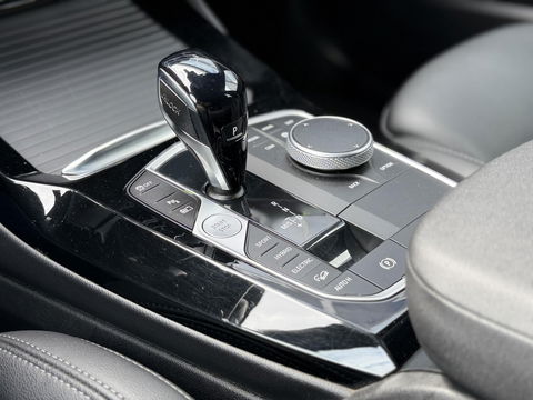 BMW X3 xDrive30e High Executive M-Sport Plus|SOH98%|Pano|Laser|21"|HUD|Trekhaak